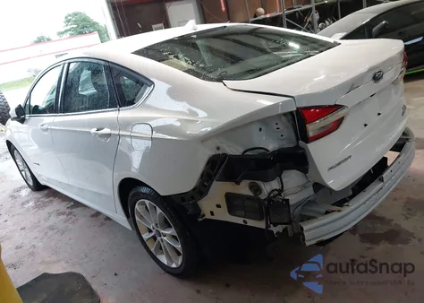 2019 Ford Fusion Hybrid Se из США, поврежденный, VIN 3FA6P0LU1KR240431